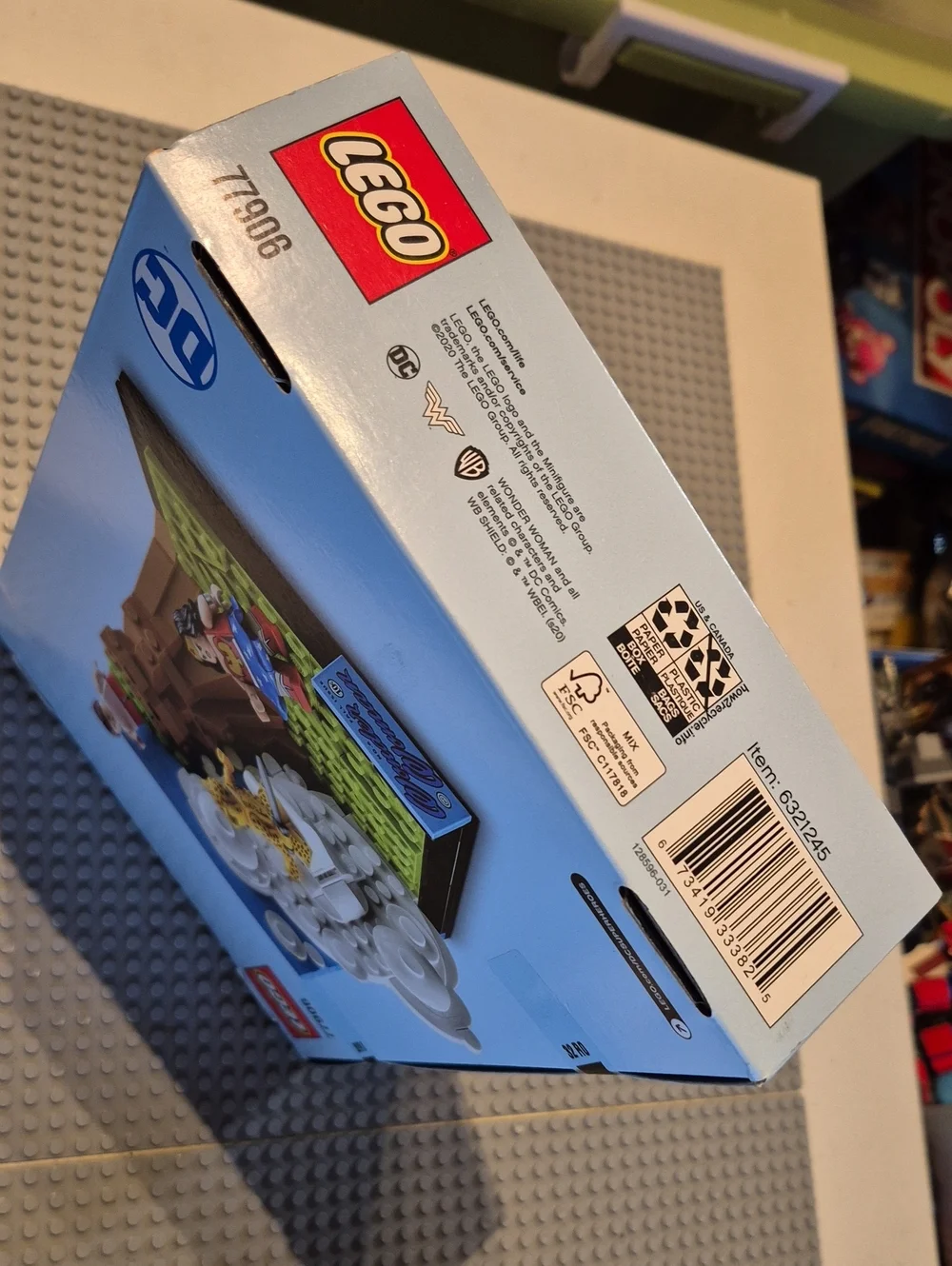 LEGO DC Wonder Woman (Set 77906) Special Limited-Edition